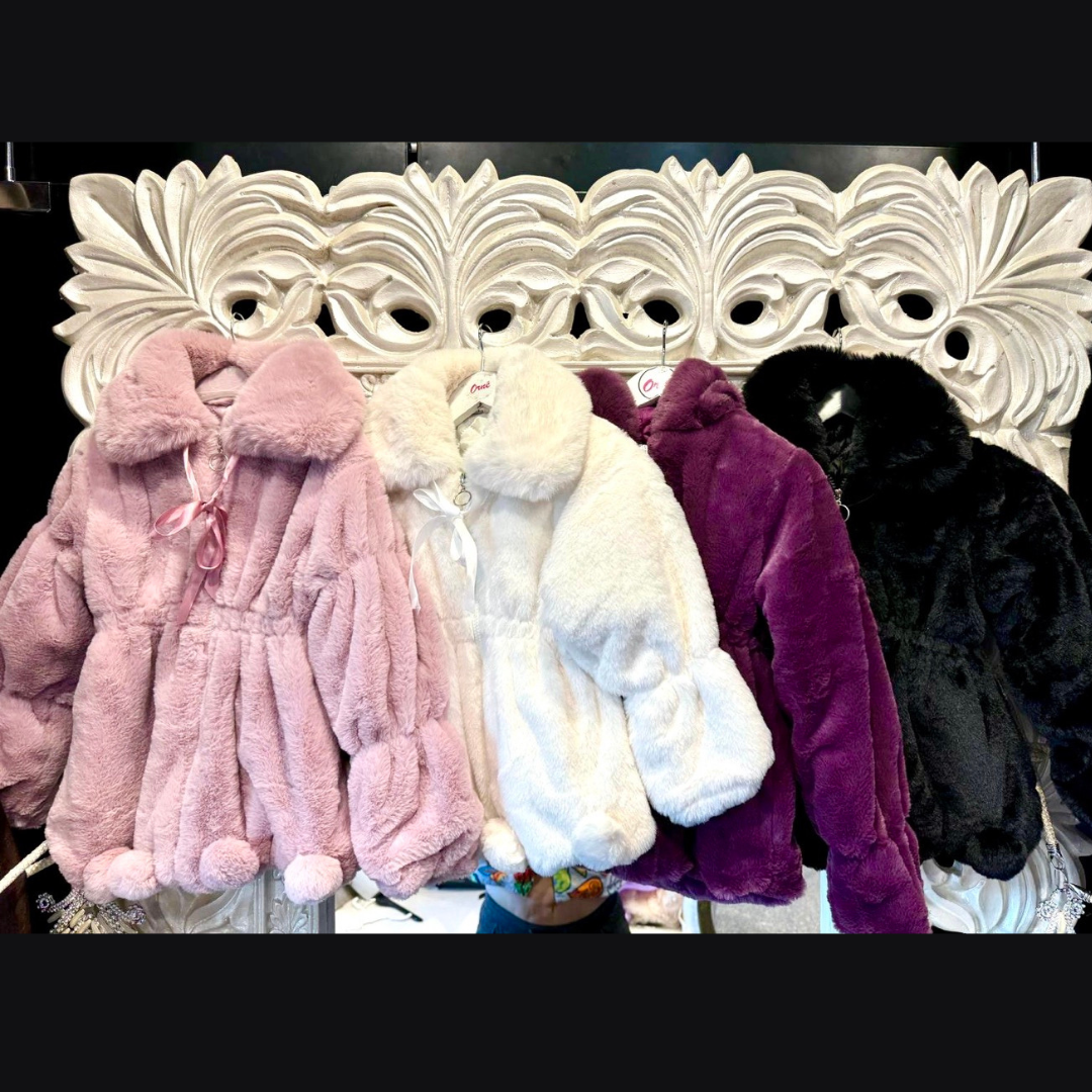 ADELINA - WHITE PLUSH FAUX FUR JACKET