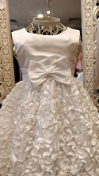 EVERLEY WHITE BOW BABY DRESS