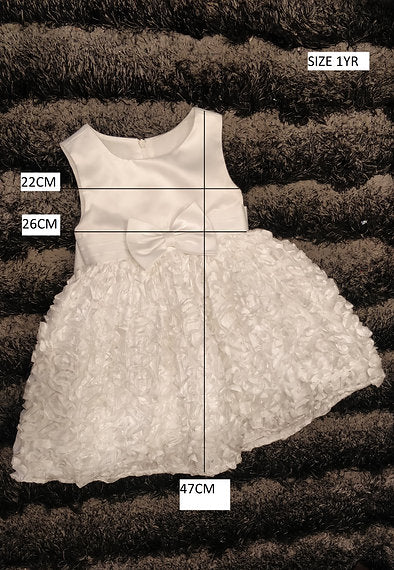 EVERLEY WHITE BOW BABY DRESS